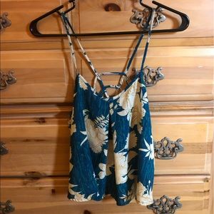 Flowy crop top with sphagetti straps